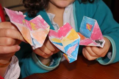 Aviones de papel, arte en el aire