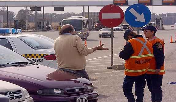 Las multas de tránsito aumentará hasta un 200 por ciento 101477