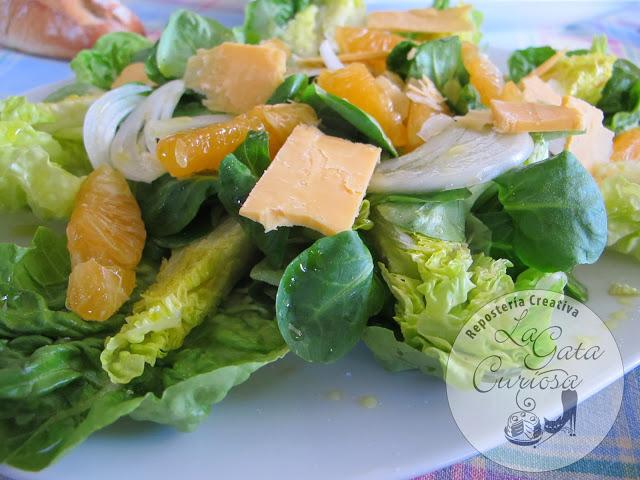 ENSALADA DE CANONIGOS CON MANDARINAS ENSALADA DE CANONIGOS CON MANDARINAS