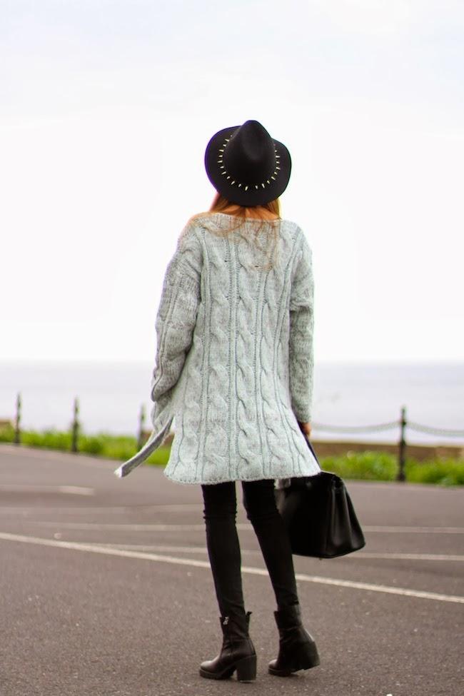 Black is the key Black is the key