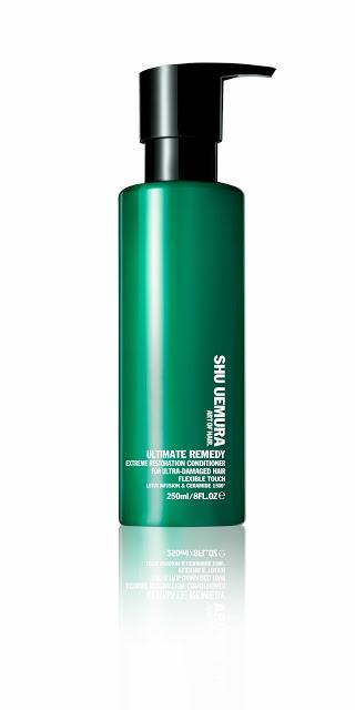 Cabello reparado con Ultimate Remedy de SHU UEMURA Cabello reparado con Ultimate Remedy de SHU UEMURA