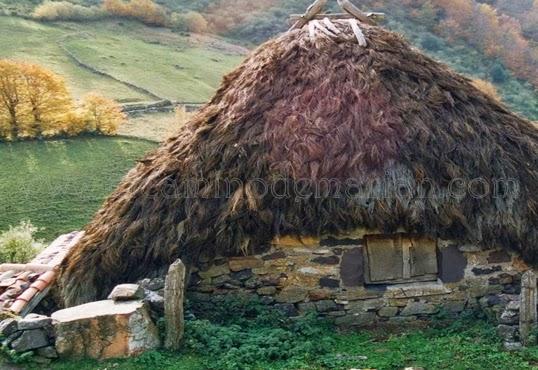 Frontera de naturaleza asturiana entre brañas y vaqueiros, Somiedo