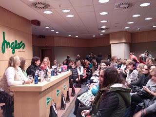 LEO ROMÁNTICA,... ¿Y QUÉ? LEO ROMÁNTICA,... ¿Y QUÉ?