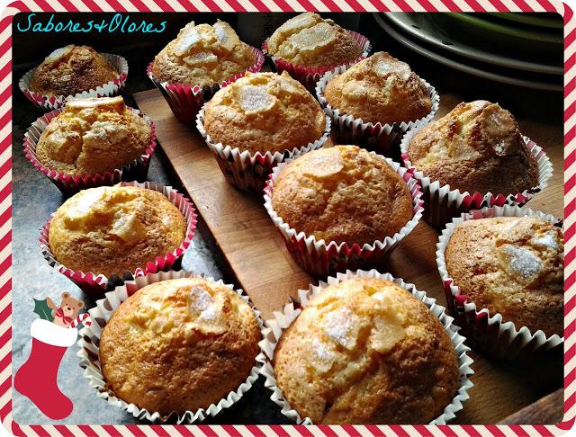 MAGDALENAS DE NAVIDAD CON MANZANA Y PASAS MAGDALENAS DE NAVIDAD CON MANZANA Y PASAS