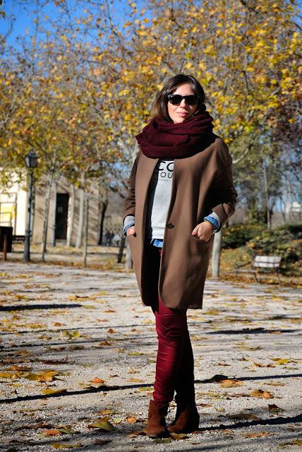 CAMEL COAT.- CAMEL COAT.-