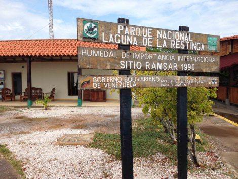 De La Restinga a Macanao y de ahí, a Punta Arenas La entrada al Parque Nacional Laguna de la Restinga