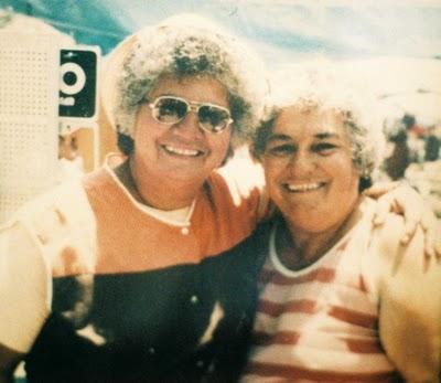 Toda la vida juntas y toda la muerte también Toda la vida juntas y toda la muerte también