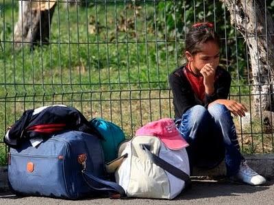 Sarkozy expulsa a los gitanos y busca la “limpieza”que salve a Francia.