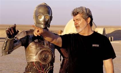 El primer paso para convertirse en director de cine según los fotógrafos. george-lucas-c3po-standing
