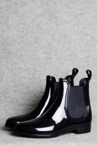 Quiero unas Wellies pues tengo unas wellies Quiero unas Wellies pues tengo unas wellies