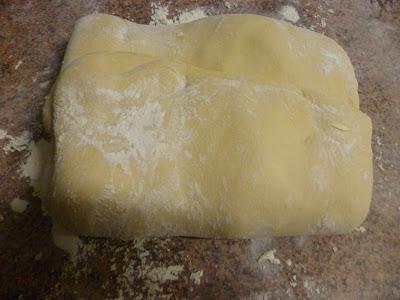 RECETA de CROISSANTS CASEROS RECETA de CROISSANTS CASEROS