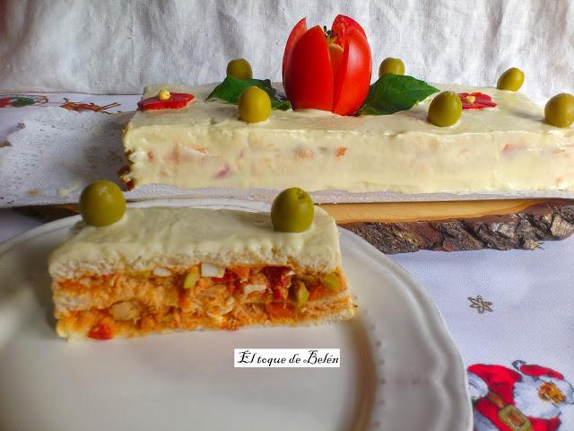 PASTEL SALADO DE PAN DE MOLDE SIN CORTEZA PASTEL SALADO DE PAN DE MOLDE SIN CORTEZA