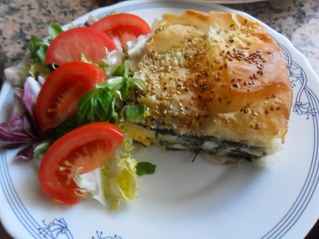 Torta pascualina con pasta filo Torta pascualina con pasta filo