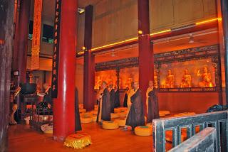 MONTAÑA EMEI Y TEMPLO WANNIAN MONTAÑA EMEI Y TEMPLO WANNIAN