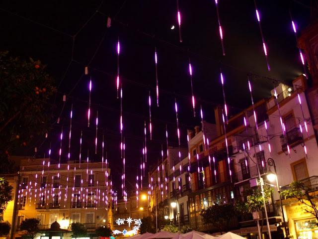 Iluminación navideña en la Plaza del Salvador