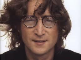 33 años del asesinato de John Lennon.