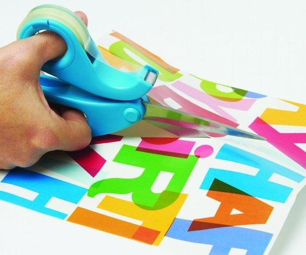 HORA DE REGALAR: Lo más friki de The Gadget Flow! http://cdn.thegadgetflow.com/wp-content/uploads/2013/11/Scissortape-From-D%C3%A9cor-Craft-Inc.jpg