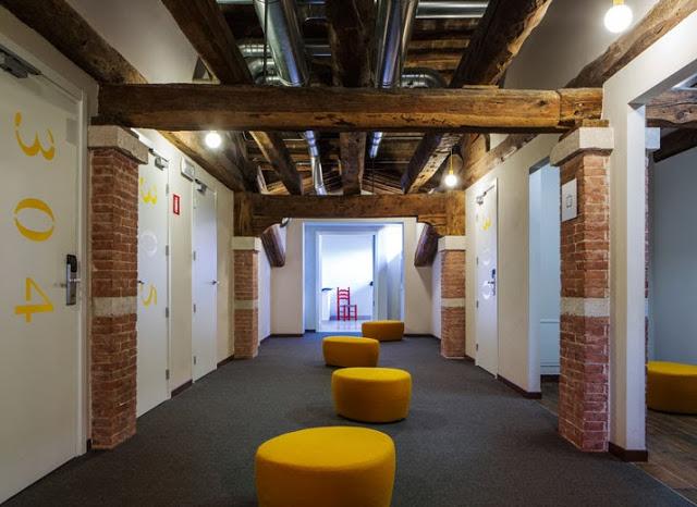 Un albergue en Venecia, con la decoración de un hotel High Class