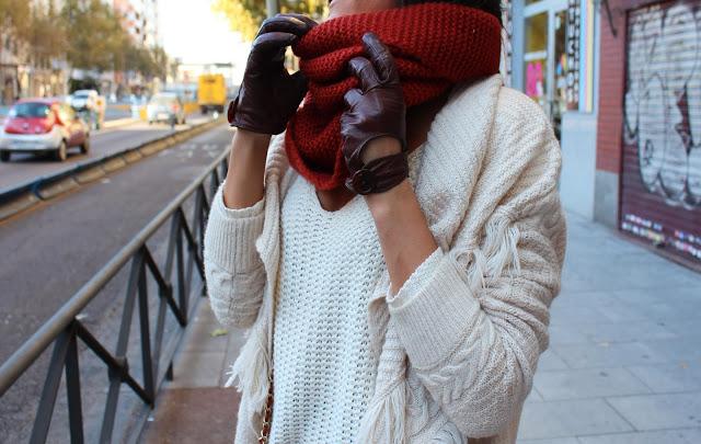 Saffron accessories Saffron accessories