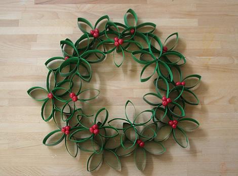 Píldoras de adornos navideños y otras cosas… corona-navidad-papel