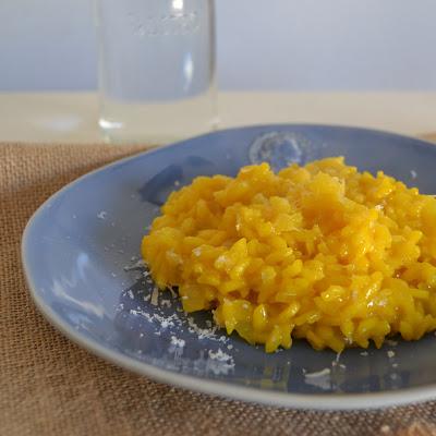 RISOTTO ALLA MILANESE RISOTTO ALLA MILANESE
