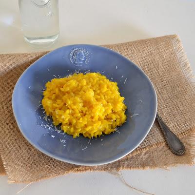 RISOTTO ALLA MILANESE RISOTTO ALLA MILANESE