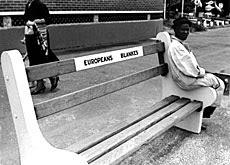 Nelson Mandela, un hombre imprescindible Nelson Mandela, un hombre imprescindible