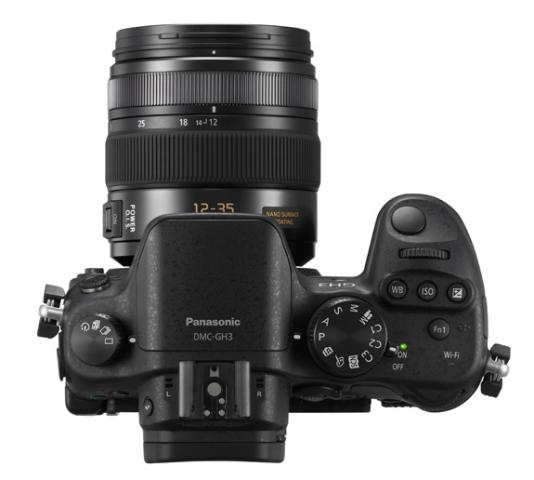 Panasonic Lumix DMC-GH3 arriba