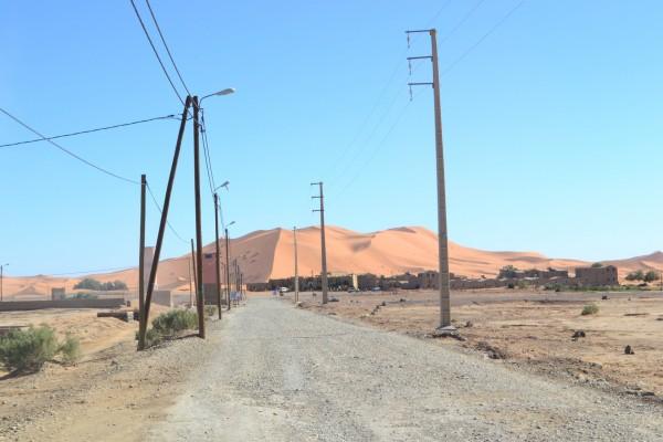 Ahí donde termina Merzouga, comienzan las dunas del Sáhara