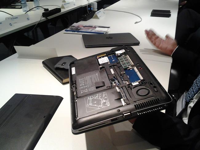 La notebook Elitebook 820 tiene un BIOS que se cura solo #HPDiscover 20131212_123733