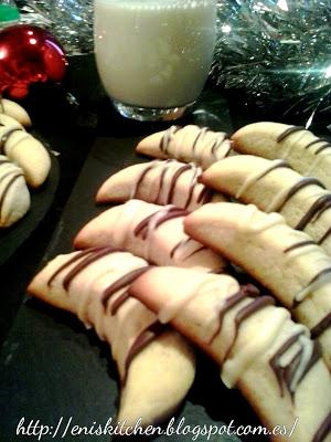 Mediaslunas de nata y vainilla! para Navidades! Mediaslunas de nata y vainilla! para Navidades!