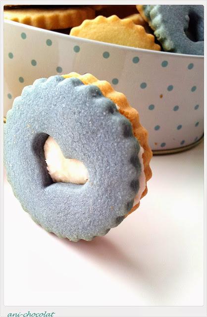 Galletas con cremita de limón Galletas con cremita de limón