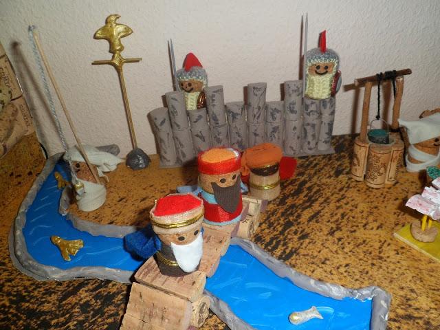 BELÉN INFANTIL ELABORADO CON TAPONES DE VINO BELÉN INFANTIL ELABORADO CON TAPONES DE VINO