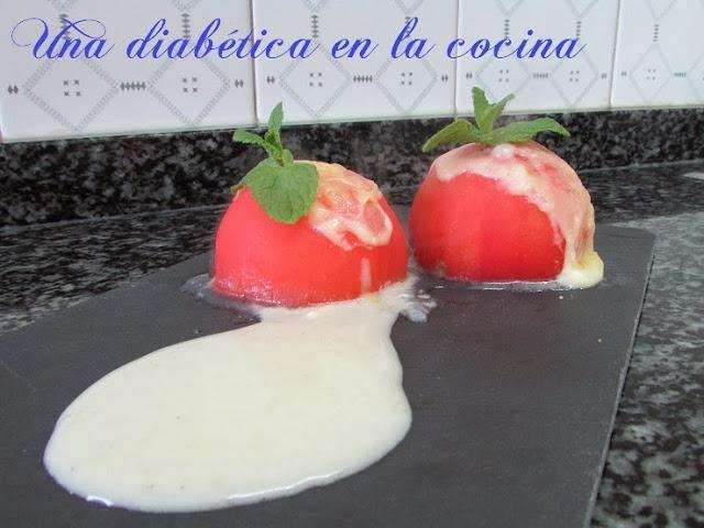 Tomates rellenos de bacalao fresco gratinados al horno con el conteo de sus diferentes raciones Tomates rellenos de bacalao fresco gratinados al horno con el conteo de sus diferentes raciones