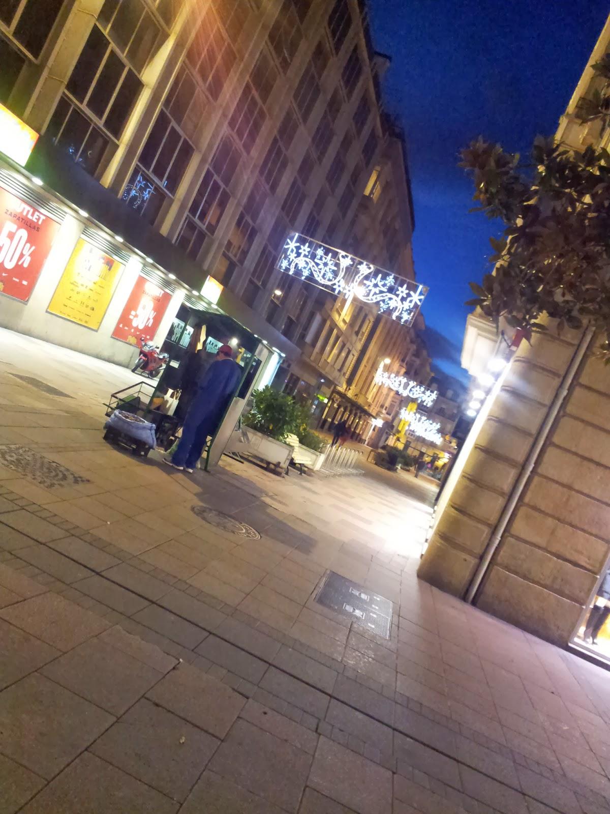 Blogger Traveller: Luz Blogger Traveller: Luz