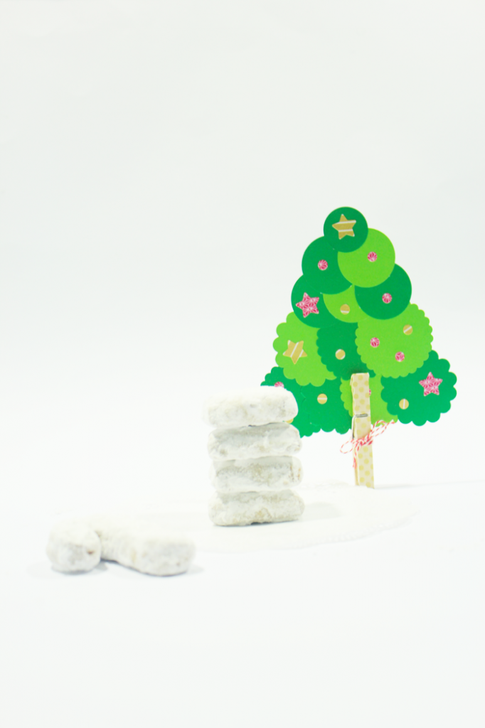 Si os gustan los dulces navideños caseros… no podéis dejar de hacer estas Hojaldrinas de Naranja arbol-navidad-hojaldrinas