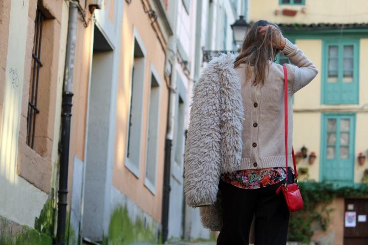 S I M P L Y M E S I M P L Y M E