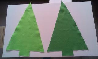 Árbol de navidad para que los niños lo decoren a su antojo