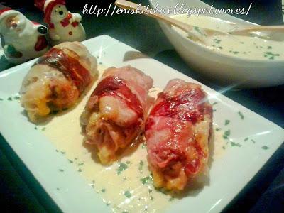 Rulo de muslos de pollo rellenos con salsa de nata a las tres pimientas! Rulo de muslos de pollo rellenos con salsa de nata a las tres pimientas!