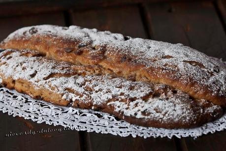 STOLLEN DE CASTAÑAS EN ALMIBAR STOLLEN DE CASTAÑAS EN ALMIBAR