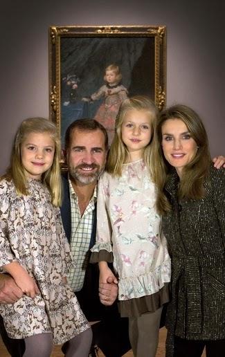 Dña. Letizia, poco favorecida en su felicitación de Navidad Dña. Letizia, poco favorecida en su felicitación de Navidad