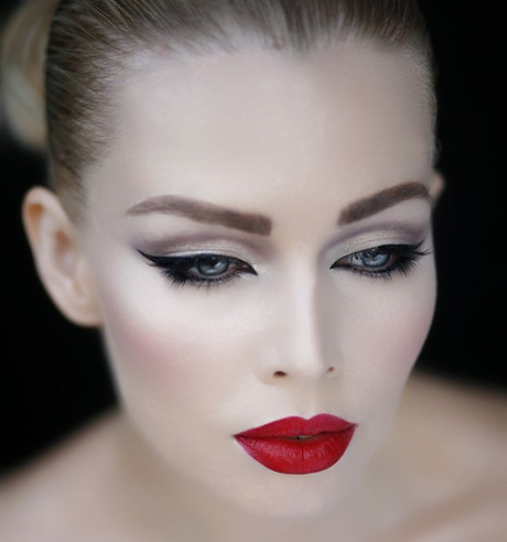 Labios Rojos, ¿Cuándo, cómo y dónde es apropiado llevarlos? Labios Rojos, ¿Cuándo, cómo y dónde es apropiado llevarlos?
