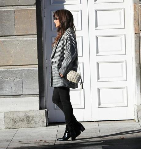 Houndstooth Houndstooth