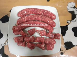 Salchichas con champiñones Salchichas con champiñones