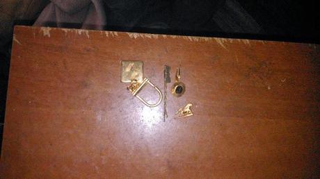 Objetos encontrados en las playas este verano con el detector de metal Objetos encontrados en las playas este verano con el detector de metal