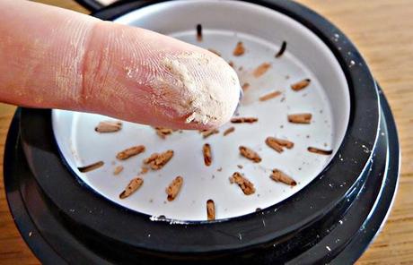 Polvos HD de NYX, base de maquillaje Select Foundation de MAC y polvos bronceadores de Lancaster Polvos HD de NYX, base de maquillaje Select Foundation de MAC y polvos bronceadores de Lancaster