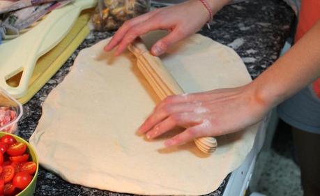 Pizza con bacon, queso azul y tomatitos cherry IMG_9157