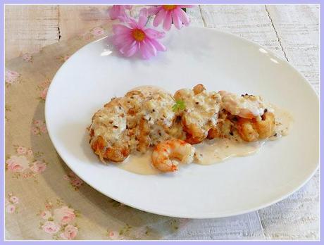 Rollitos de lenguado en salsa de almendras Rollitos de lenguado en salsa de almendras