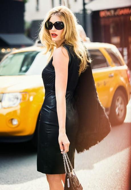 Editorial of inspirations Total look black