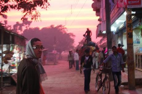 Mayapur, Manrique.